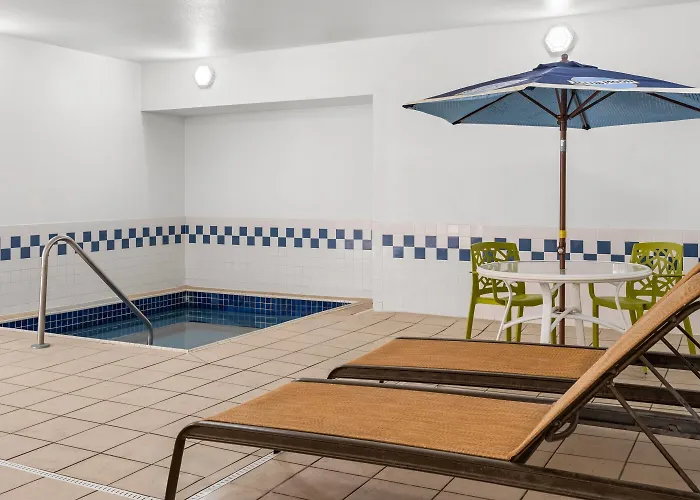 Travelodge By Wyndham Fargo