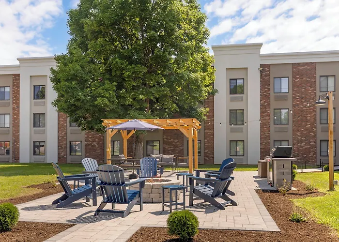 Holiday Inn Express Plattsburgh By Ihg