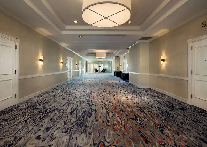 Sonesta Charlotte Lower South End