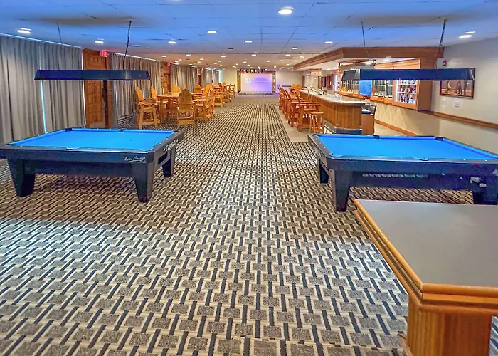 Ramada By Wyndham Santee I-95