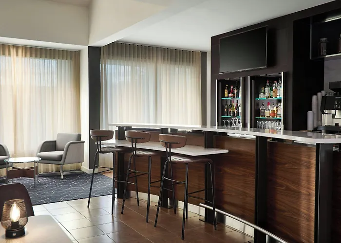 Courtyard St. Louis Creve Coeur