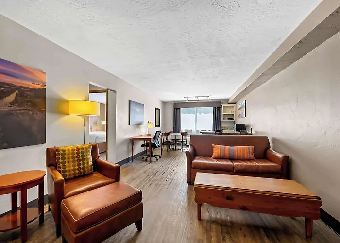 Best Western Inn At The Rogue