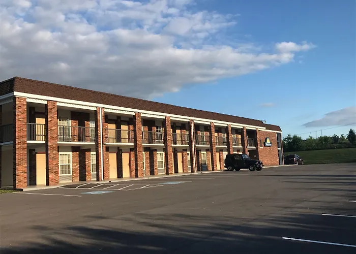 Days Inn By Wyndham Cave City