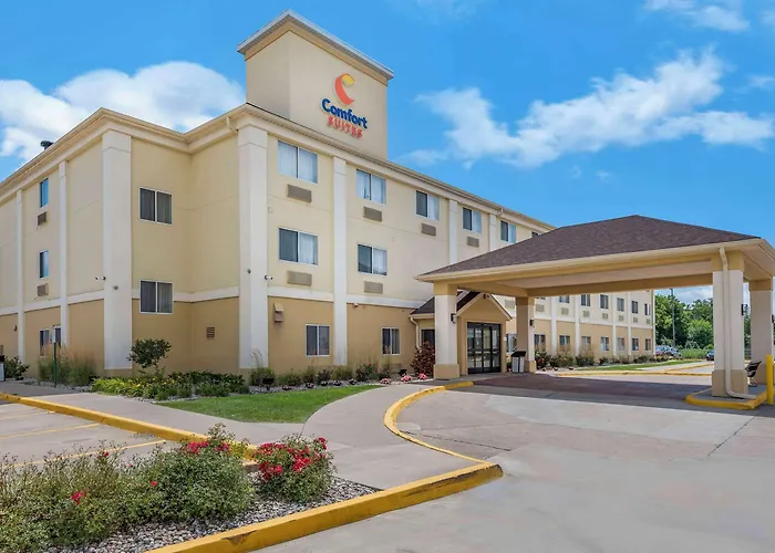 Comfort Suites Terre Haute University Area