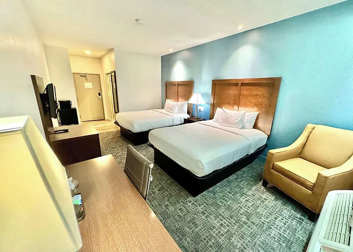 Baymont By Wyndham Richmond I-70