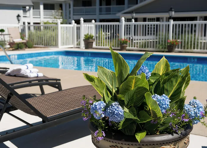 Port Inn & Suites Kennebunk, An Ascend Collection Hotel