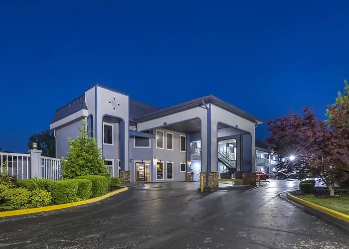 Best Western Fairwinds Inn