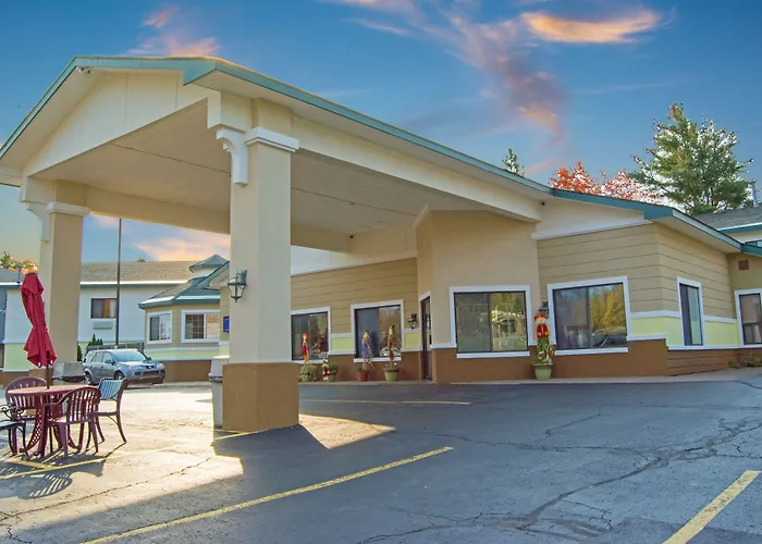 Days Inn By Wyndham Marquette