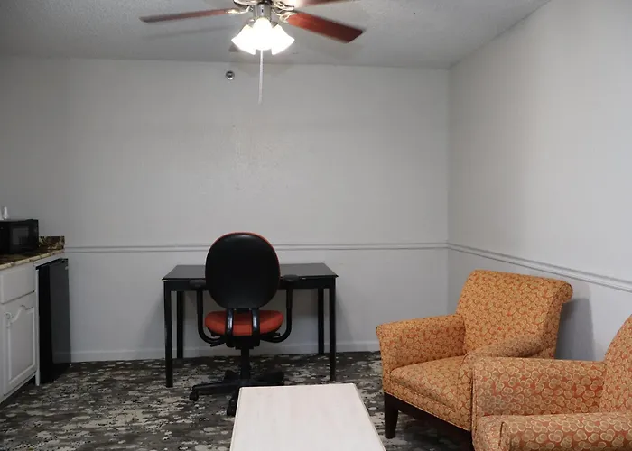 Garden Cove Hotel Suites