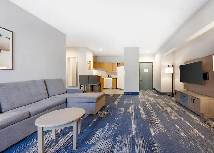 Edgewater Inn And Suites, An Ascend Collection Hotel
