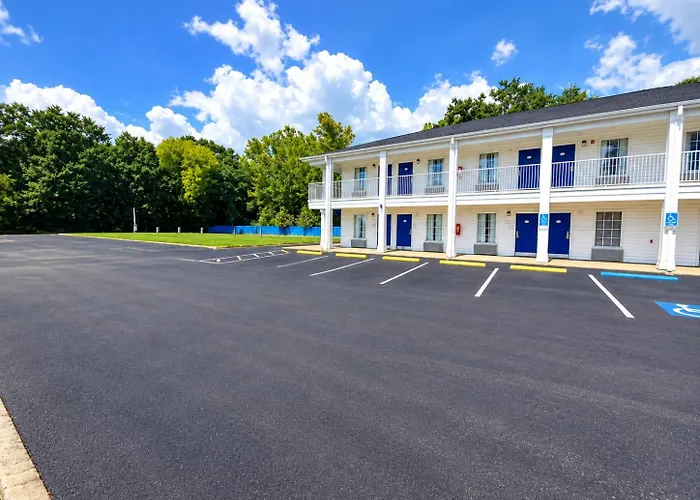 Lake Eufaula Inn