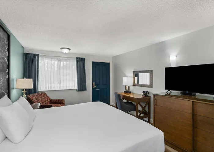 Super 8 By Wyndham Florence Or