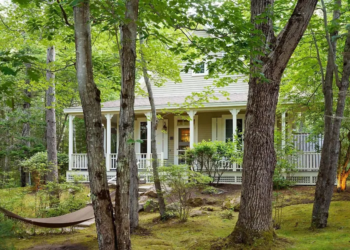 Hidden Pond Resort