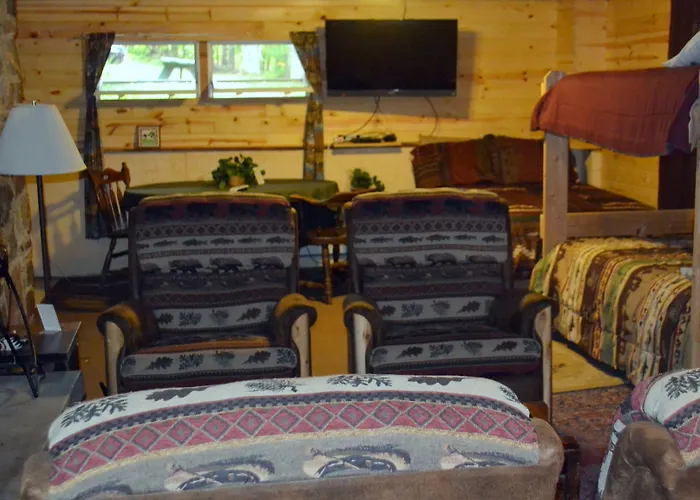 Aj'S Lodge And Oven