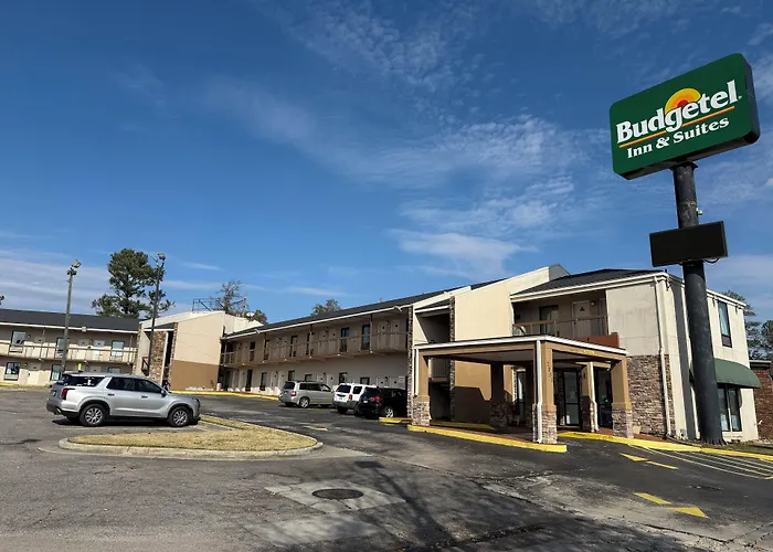 Budgetel Inn And Suites- Fort Gordon
