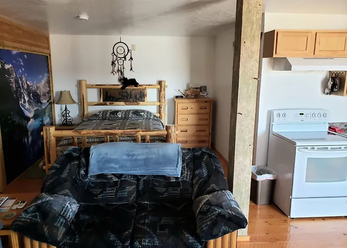 Wolf Den Log Cabin Motel And Rv Park