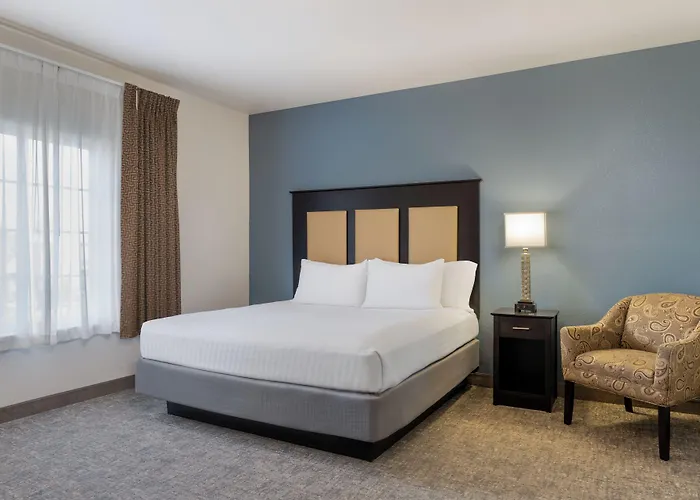 Stay-Over Suites - Fort Gregg-Adams Area