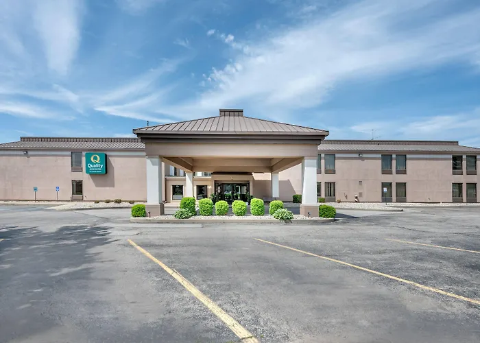 Quality Inn & Suites Near Amish Country