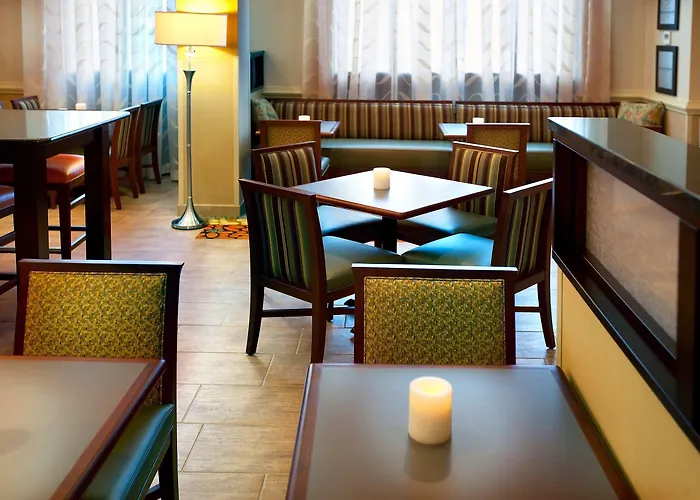 Hampton Inn Alexandria