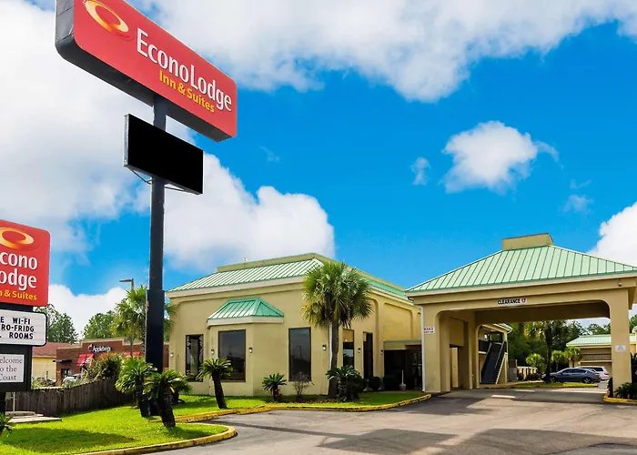 Econo Lodge Inn & Suites Gulfport Airport