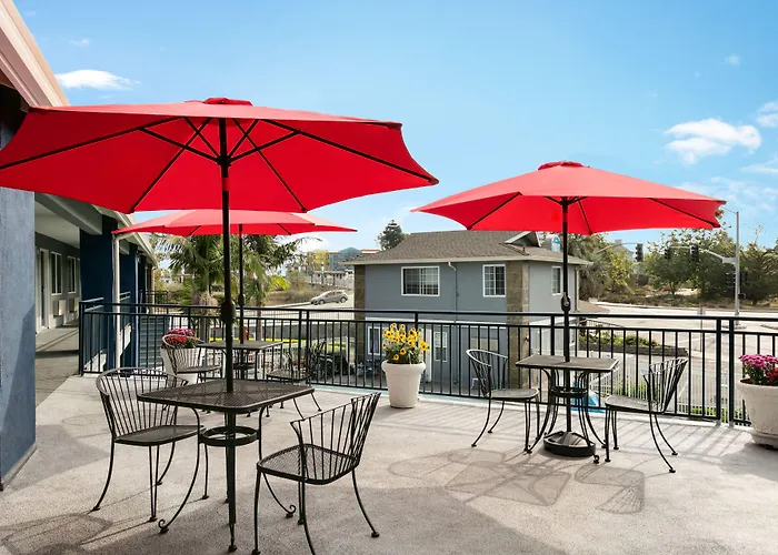Torch Lite Inn At The Beach Boardwalk