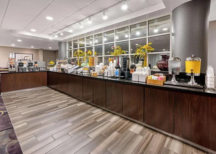 La Quinta Inn & Suites By Wyndham Tacoma - Seattle