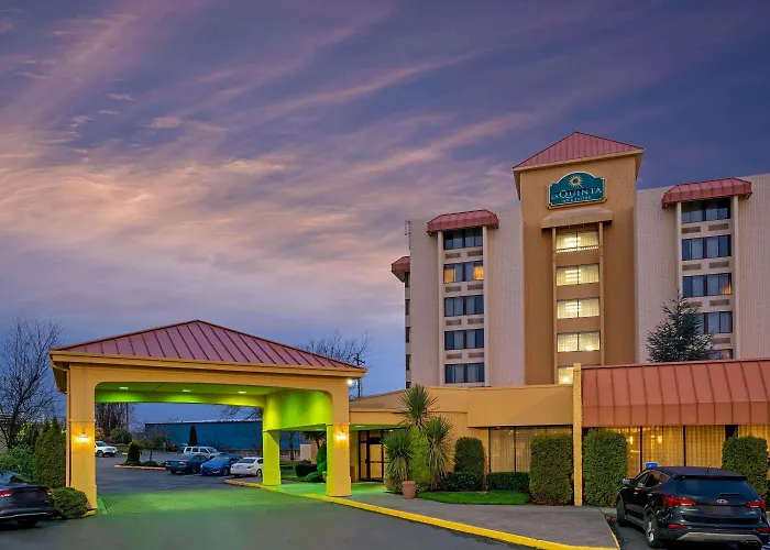 La Quinta Inn & Suites By Wyndham Tacoma - Seattle