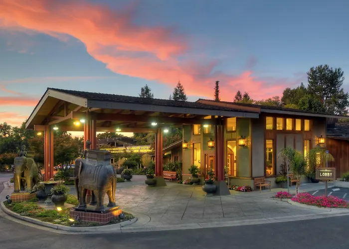Dinah'S Garden Hotel