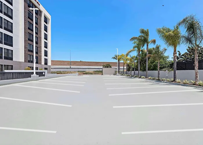 Hampton Inn By Hilton Los Angeles Airport Lax