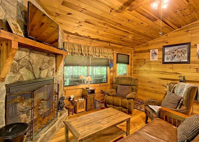 Tree Song Mountain Creek Cabin