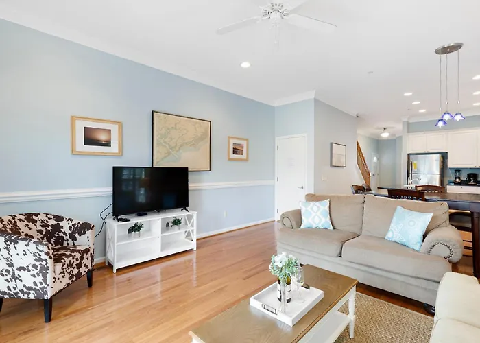 81 Waters Edge - Townhome - Pool