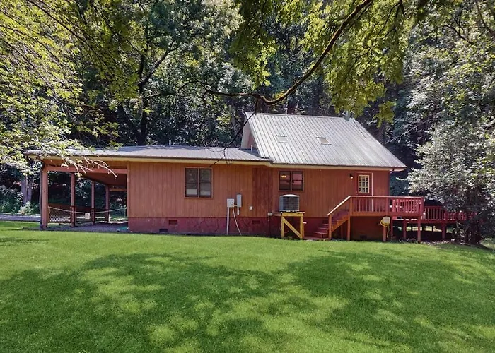 Creekside Retreat