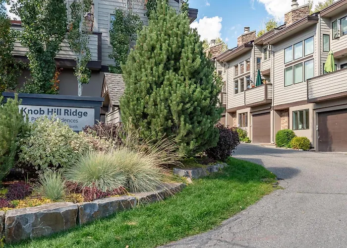 Knob Hill Ridge Townhome 1