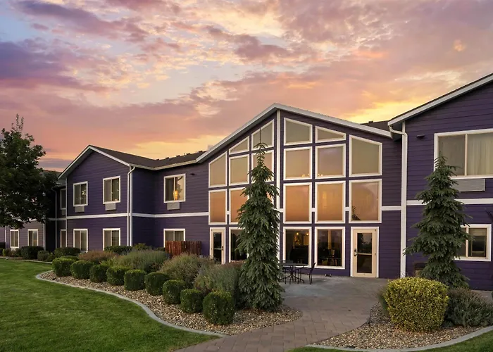 Best Western Plus Grapevine Inn