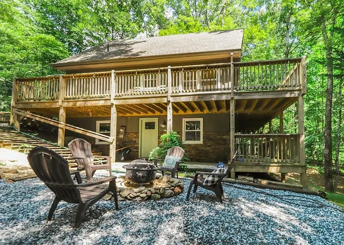 Honey Bear Hideaway