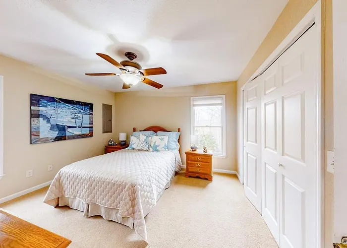 Hillcrest Hideaway