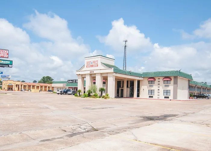 Best Price Motel & Suites