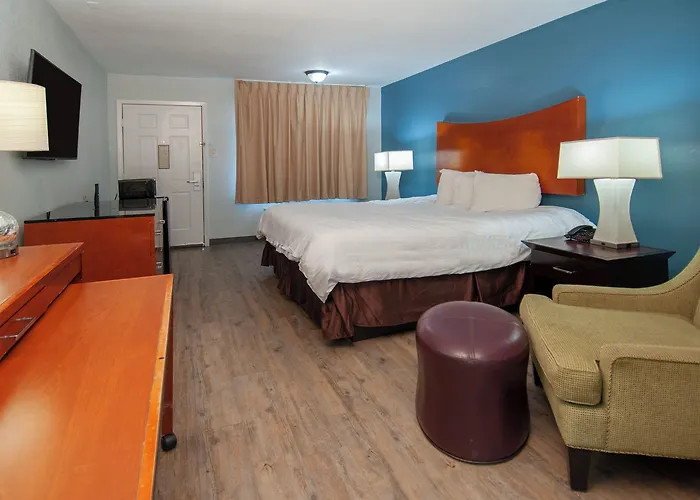Best Price Motel & Suites