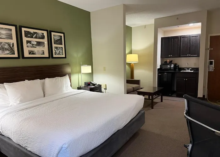 Sleep Inn & Suites Queensbury - Lake George
