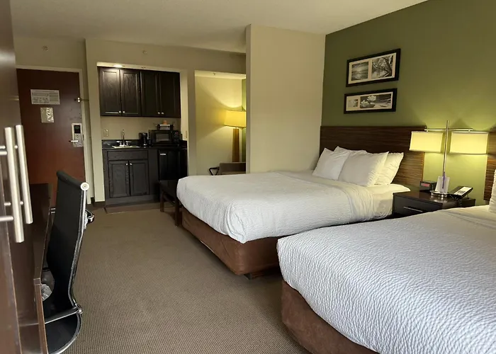 Sleep Inn & Suites Queensbury - Lake George