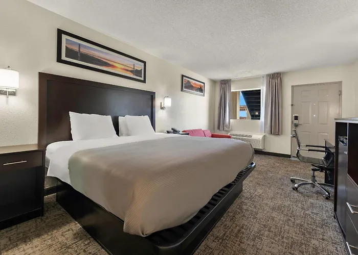Quality Inn & Suites Dublin