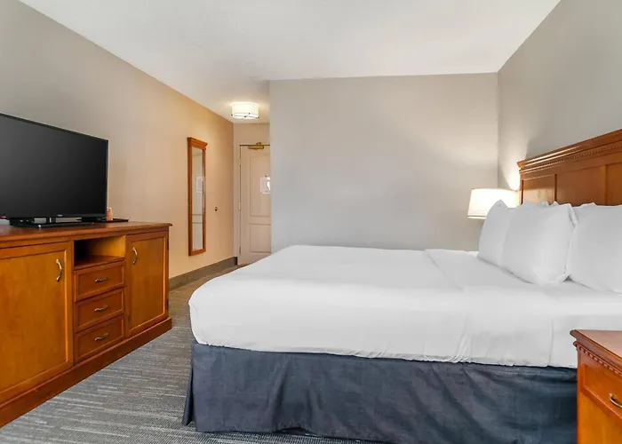 Country Inn & Suites By Radisson, Rossford - Toledo South