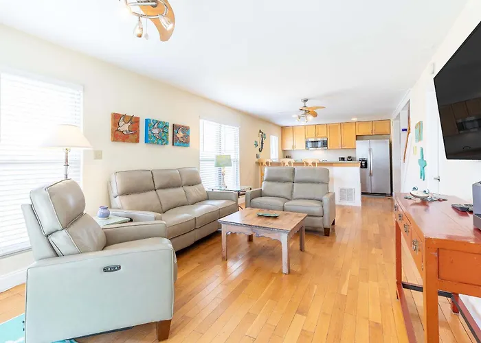 Sandys Beach House