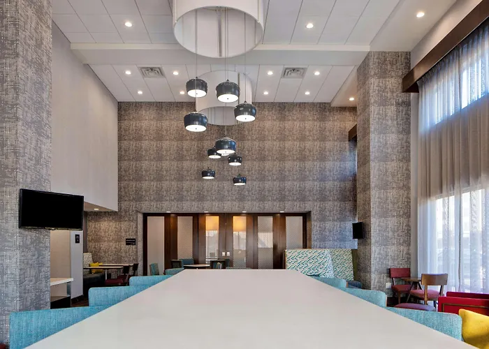 Hampton Inn & Suites Deptford, Nj