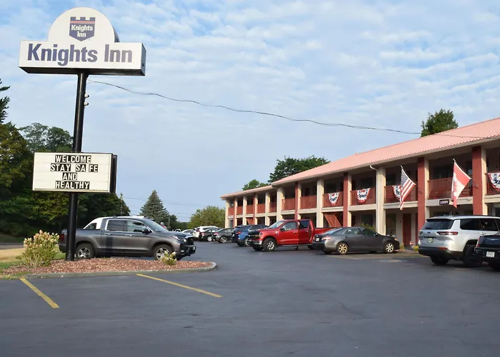 Knights Inn Oswego East