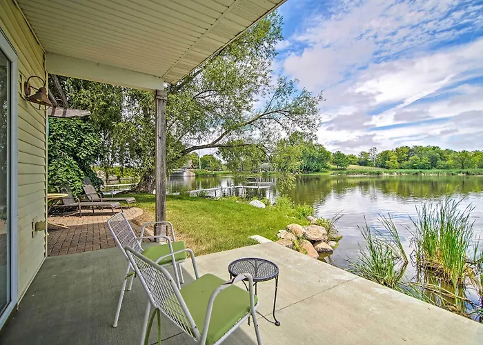 Rock River Access! Peaceful Horicon Studio