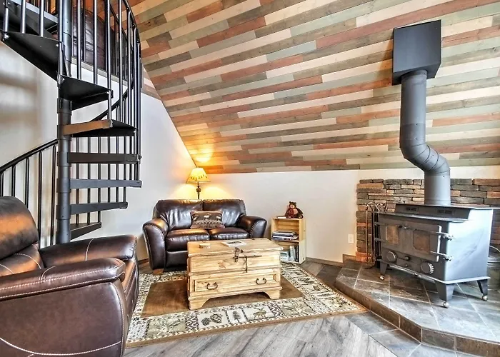 Hillside Cripple Creek Cabin W/ Hot Tub, Mtn Views