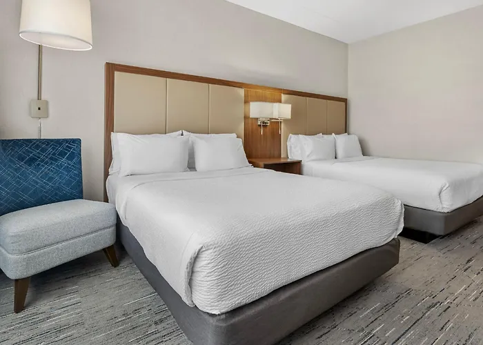 Holiday Inn Express & Suites Findlay North By Ihg