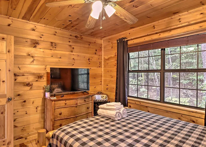 Cozy Cherry Log Cabin ~ 10 Mi To Mercier Orchards