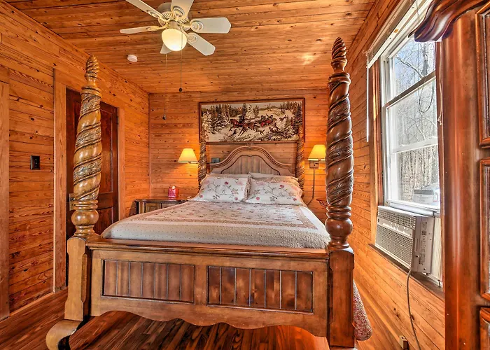 Secluded Ridgetop Hideaway W/ Valley Views!